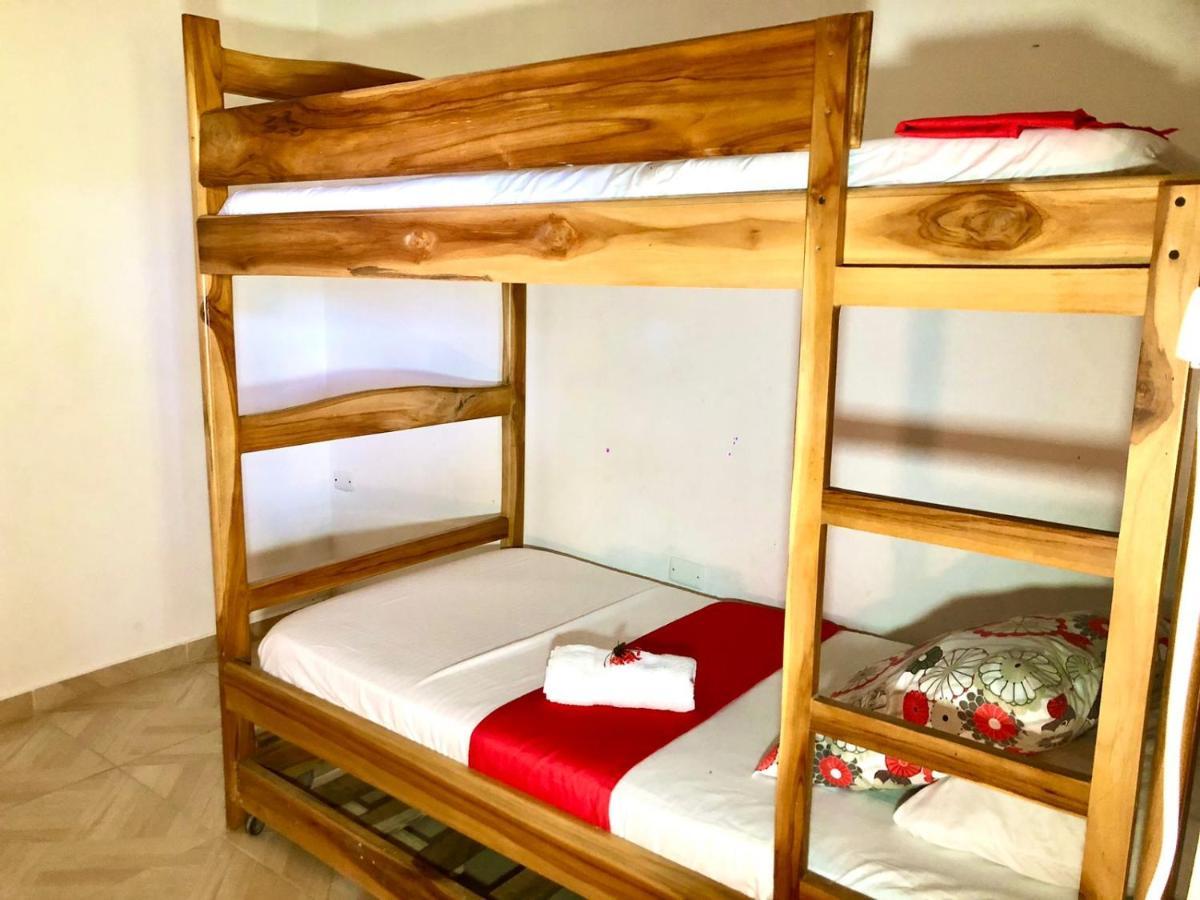 Sierra Kay Hostel Guachaca Номер фото